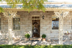 Surgeon's Cottage